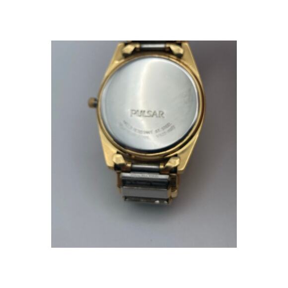 Vintage Pulsar Mens Analog Time Date Day English/ Spanish Indicators New Battery - Picture 4 of 4